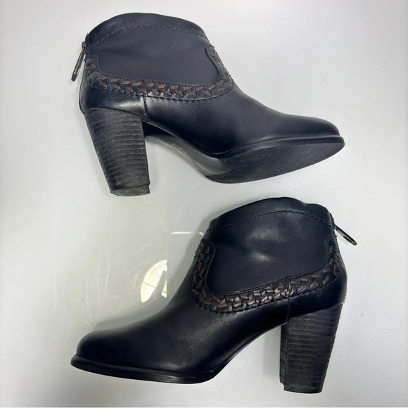 UGG Charlotte Black Leather Back Zip Stacked Heel Western Booties Size 5.5 - Picture 7 of 12
